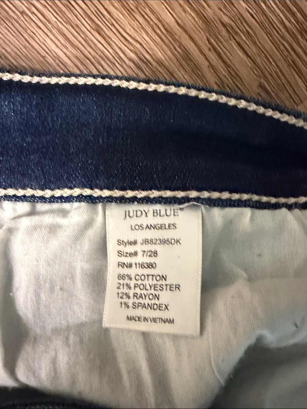 Judy Blue Mid Rise Classic Flare Jeans Size 7/28 Dark Wash Stretch Denim JB88262